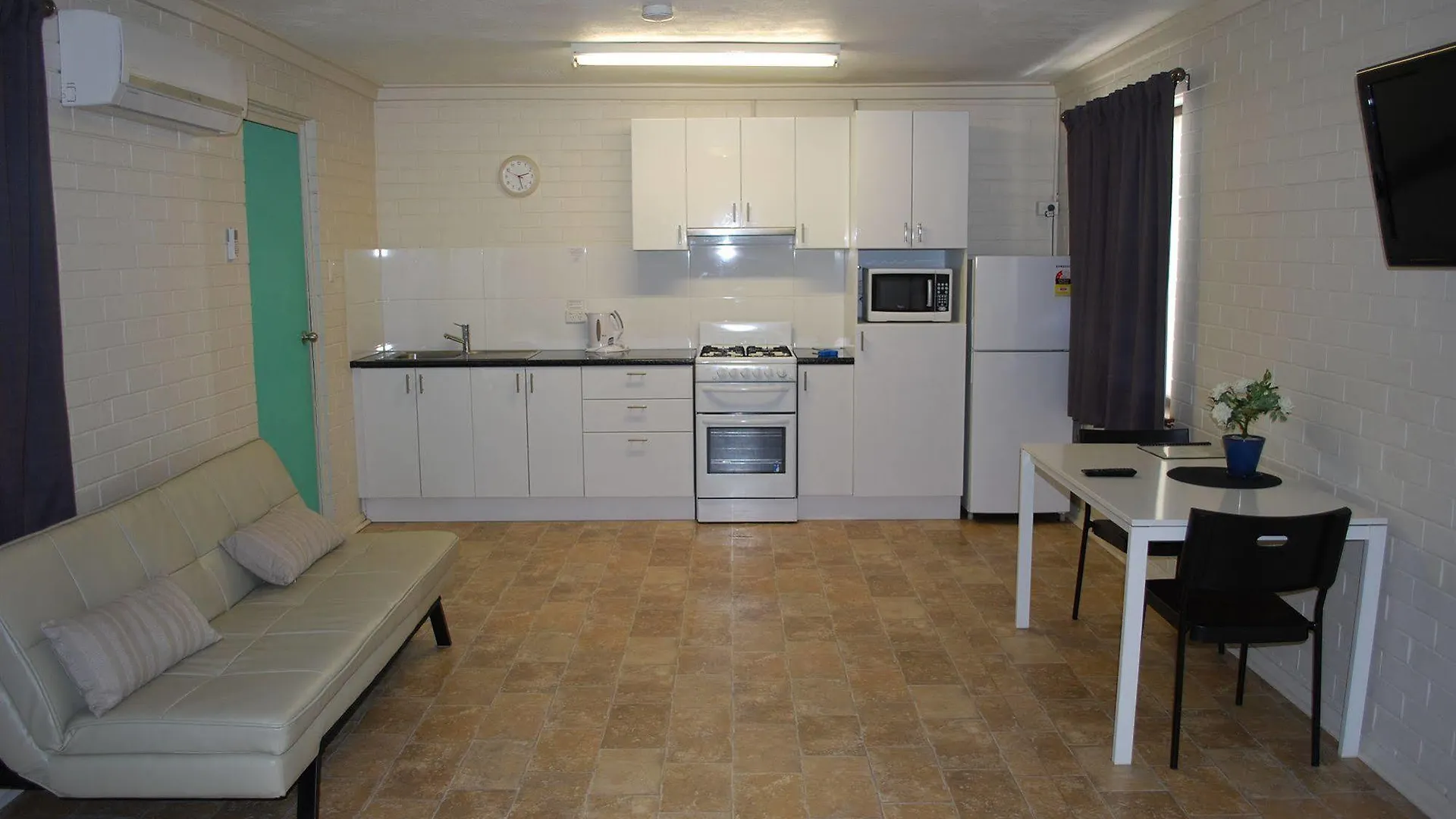Big4 Perth Midland Tourist Park Hotel Middle Swan